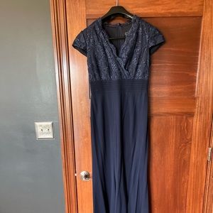 Mother or Mother-in-law dress. Size 8